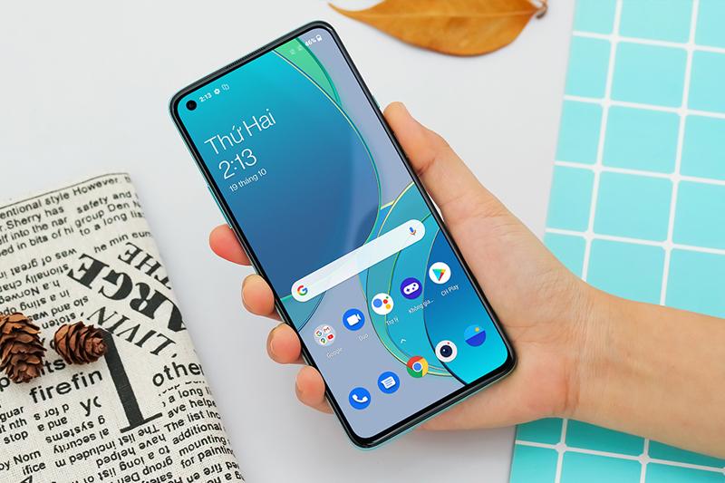 Màn hình khá đẹp của OnePlus 8T